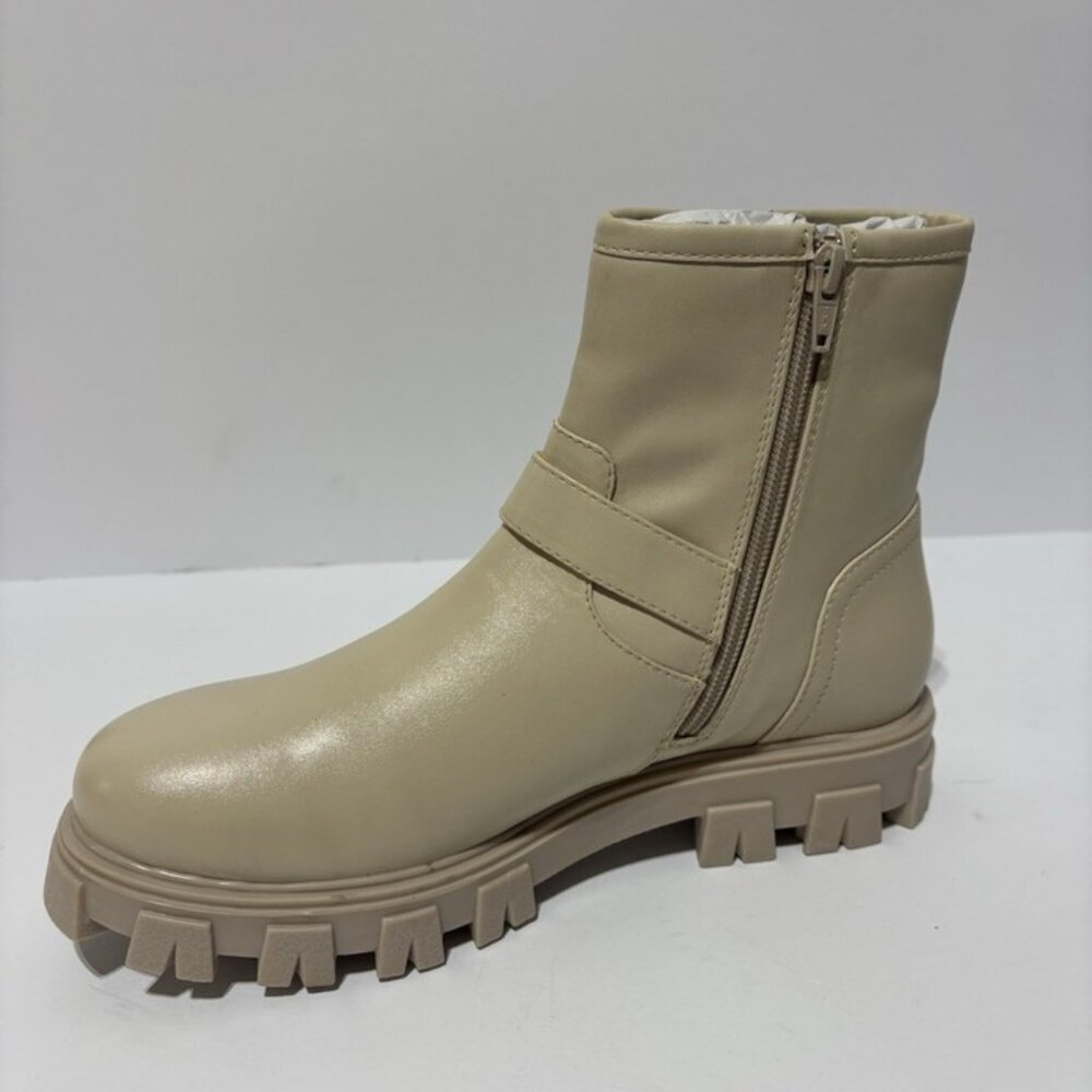 BC Footwear Women’s Unbroken Off White Chelsea Boots, Size 8.5 M - Picture 2 of 7